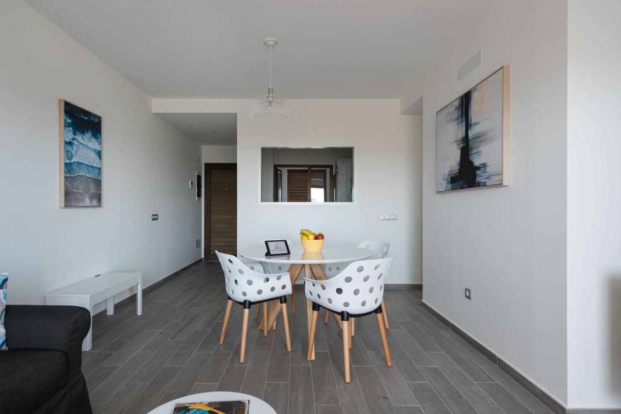 Homeforguest Apartamento En Residencia De Lujo Con Terraza Y Piscina La Guirra Luaran gambar